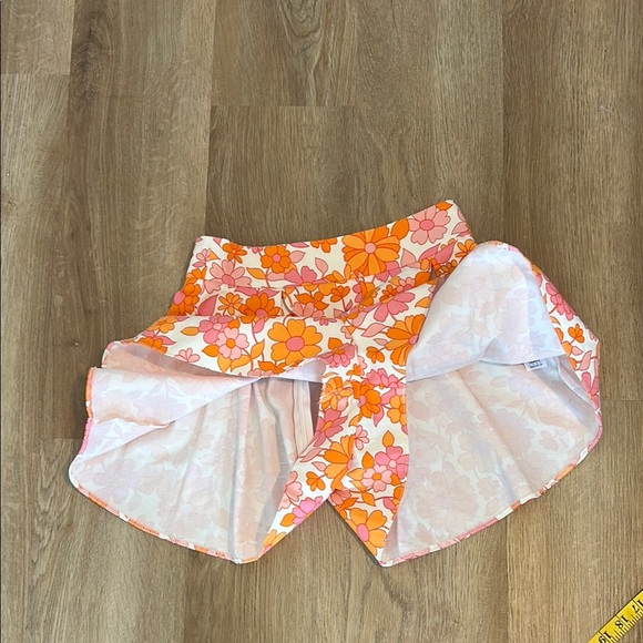 ASOS Orange and Pink Pleated Skater flare shorts - Picture 3 of 5